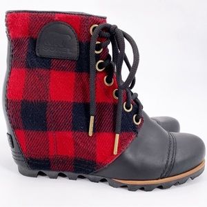 Great condition pre loved PDX Sorel boots